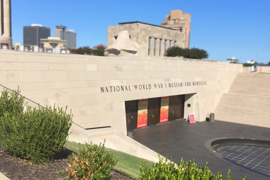 Photograph of the entrance to the National World War One Museum and Memorial.
